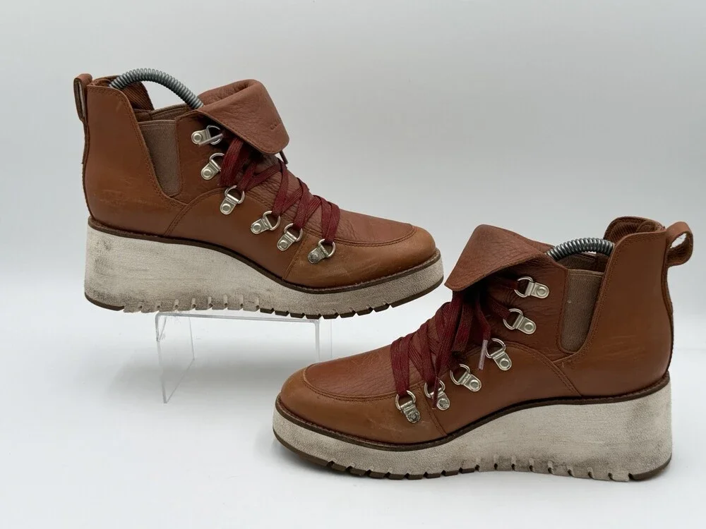 COLE HAAN GrandExplore Women's Sz 8.5B Ankle Boots Wedge Brown Leather